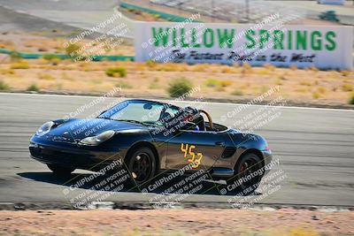 media/Oct-18-2025-Extreme Speed (Sat) [[d6d7e1fef1]]/Group 3 Purple/Session 2 (Turn 3)/